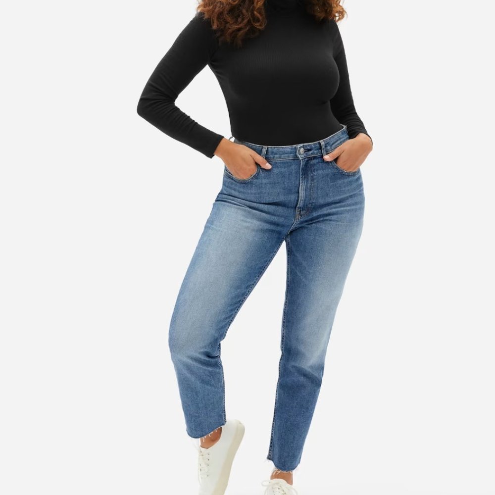 Everlane Curvy 90's Cheeky Straight Jean